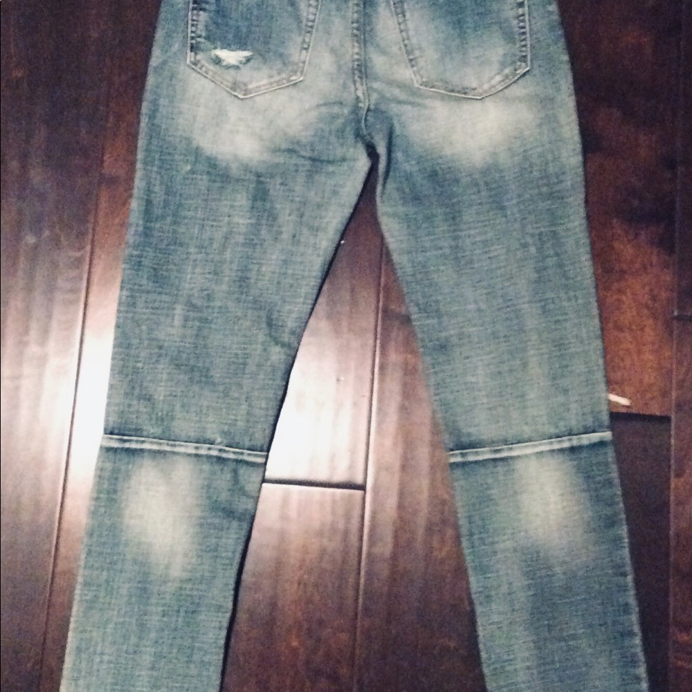 Jean - Picture 2 of 2